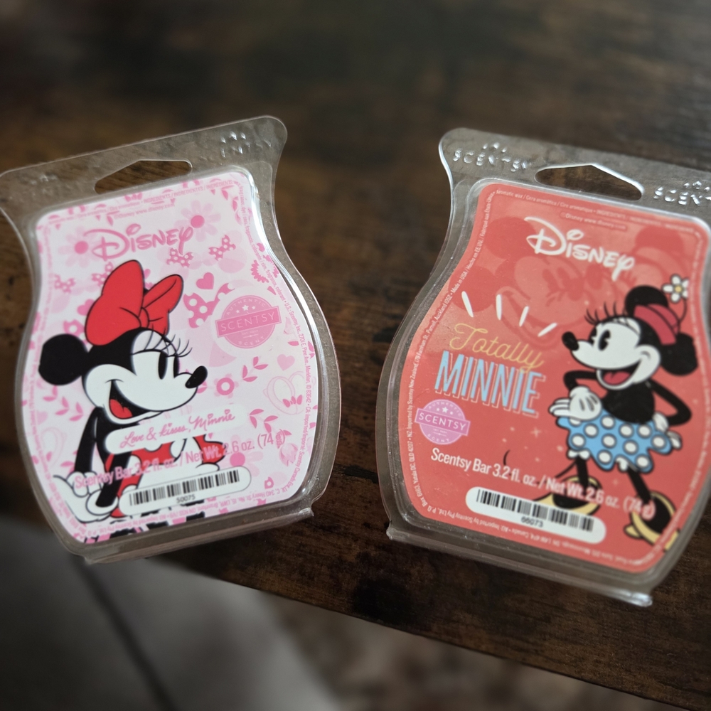 Scentsy Disney Minnie Wax Bars - Pink and Red